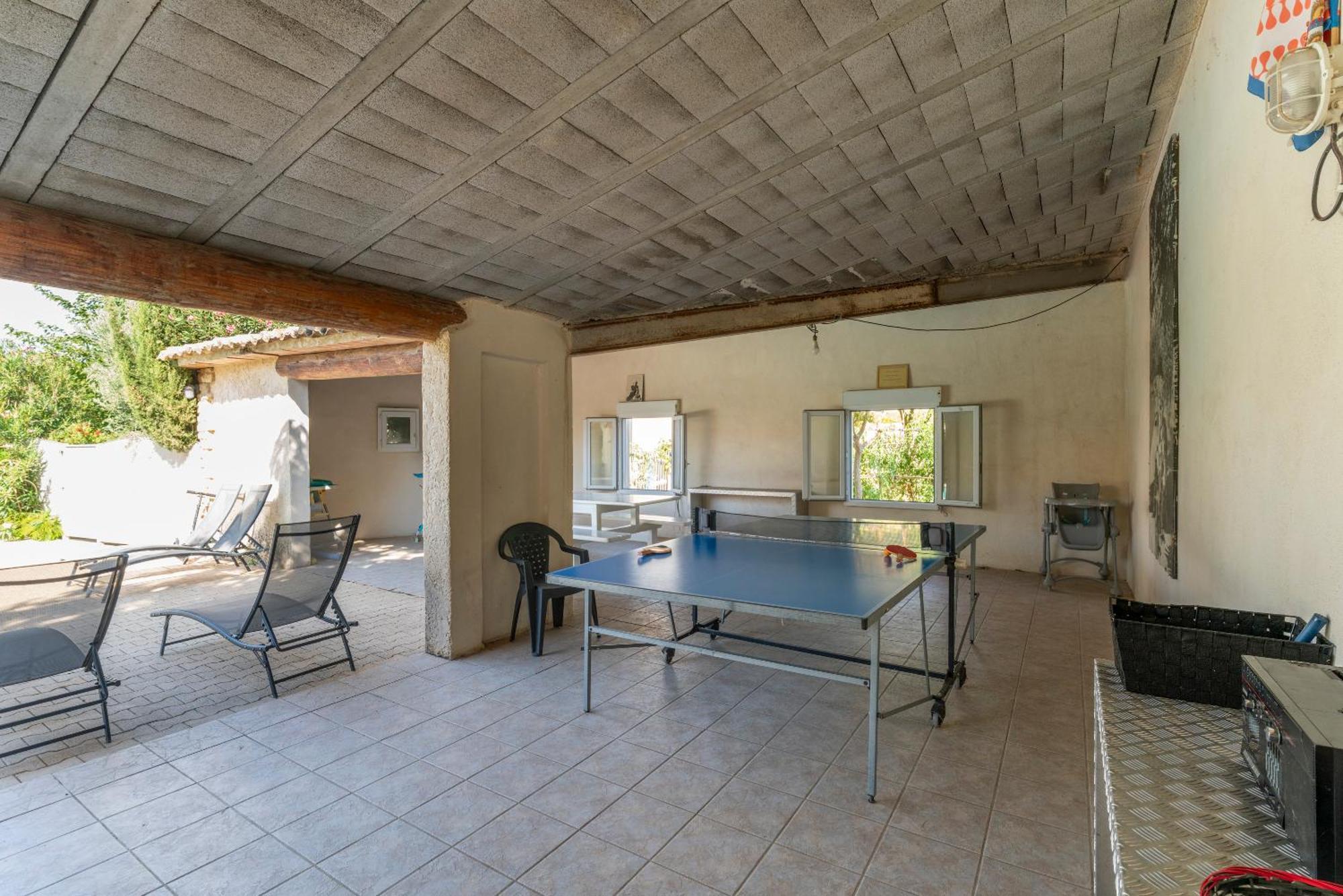 L'Ensemble Du Gite De Tante Berthe Camaret-sur-Aigues Exteriér fotografie